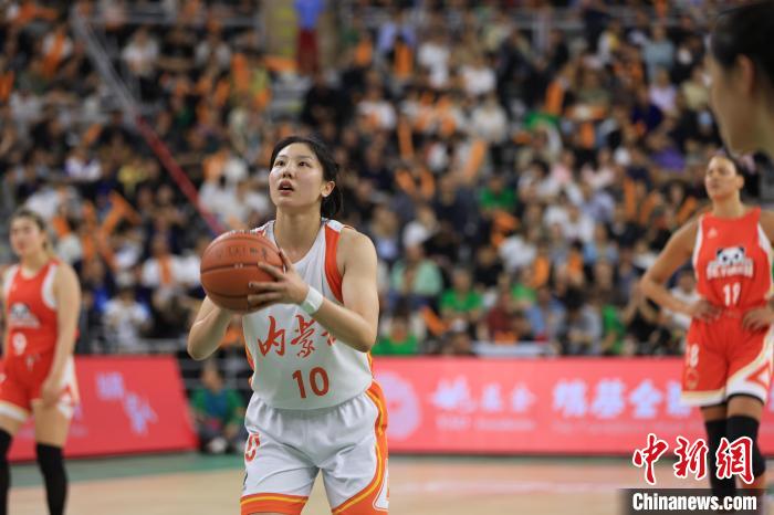 WCBA冠军战首战：内蒙古农信女篮在主场以85-90不