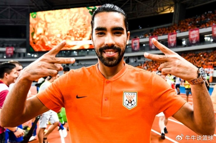 山东鲁能双连胜清零扣分重燃争冠希望 归化球员