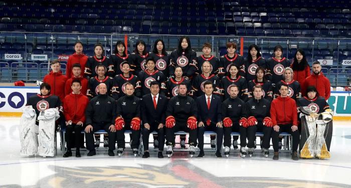 深圳昆仑鸿星女子冰球队结束海外征程备战世锦